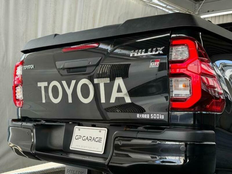 HILUX