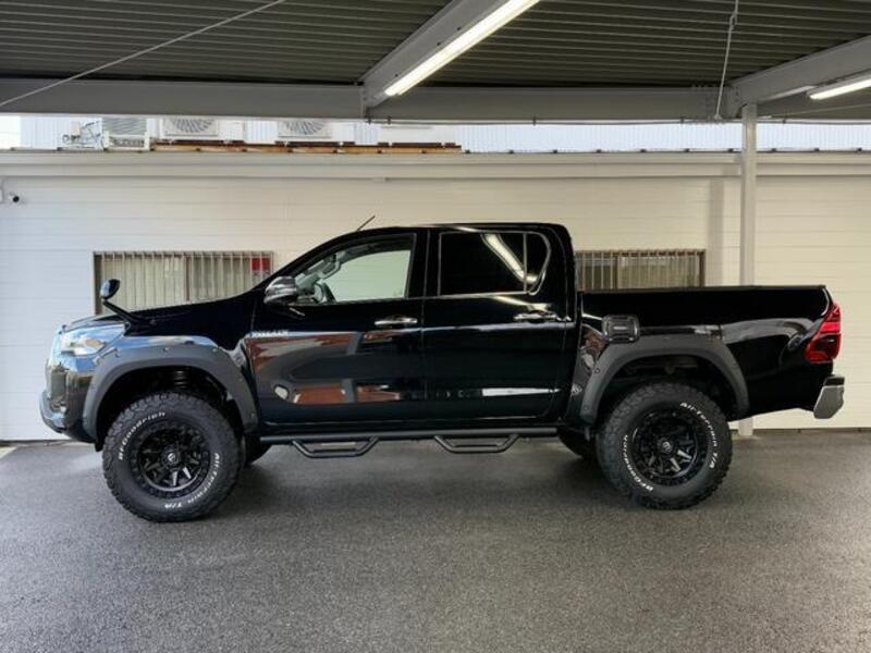 HILUX