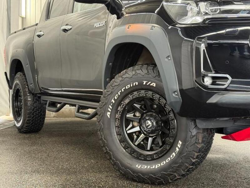 HILUX