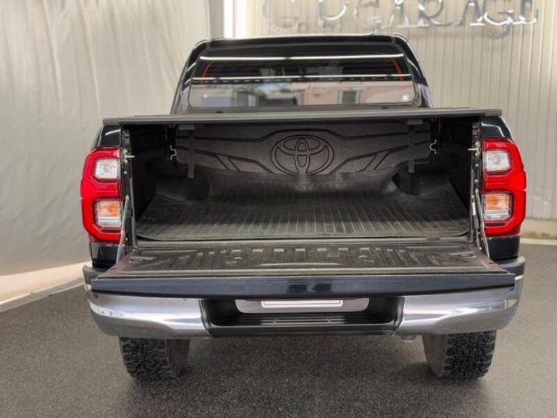 HILUX