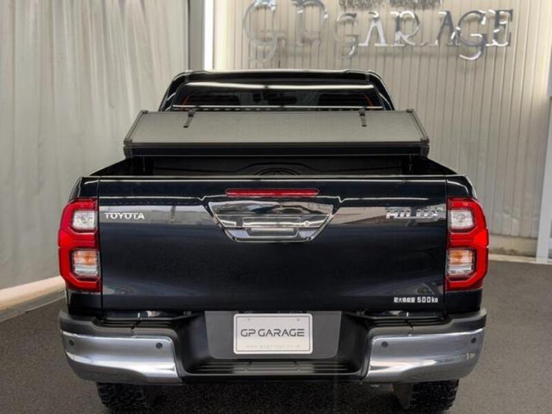 HILUX