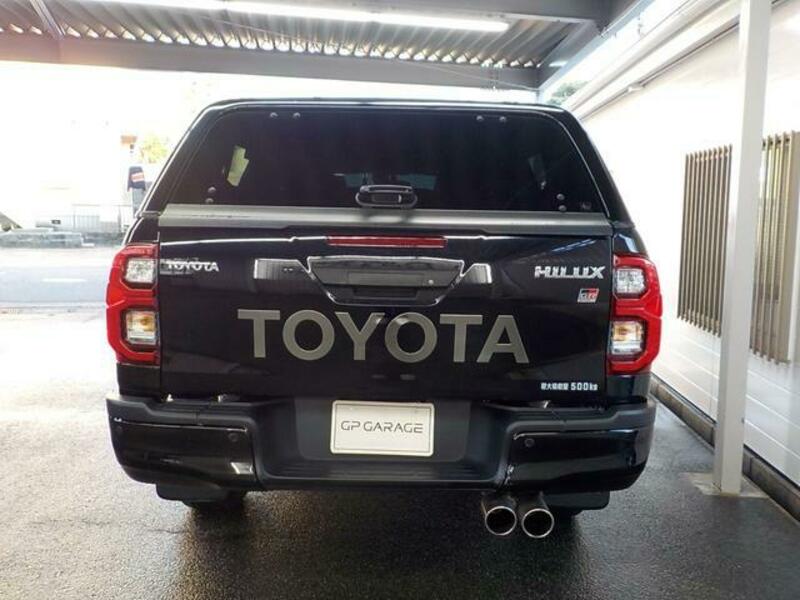 HILUX