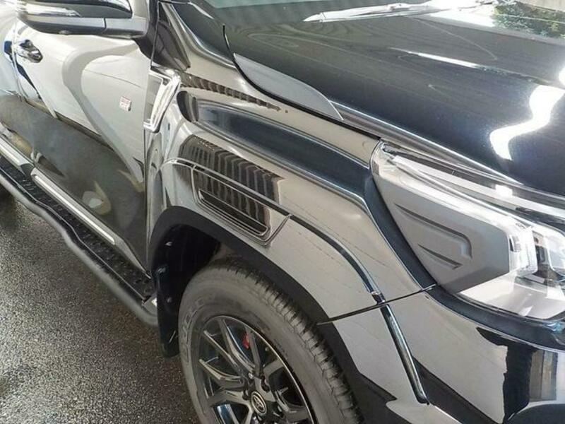 HILUX