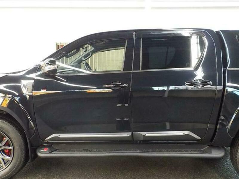 HILUX