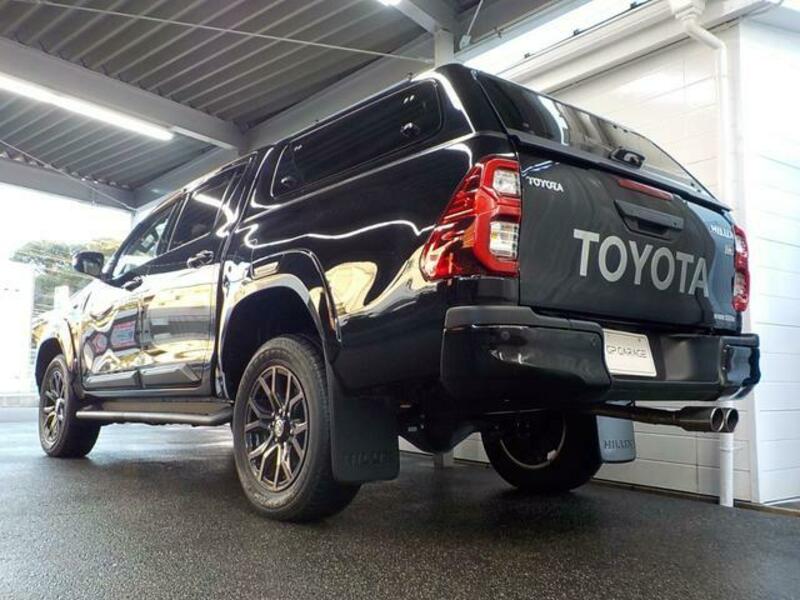 HILUX
