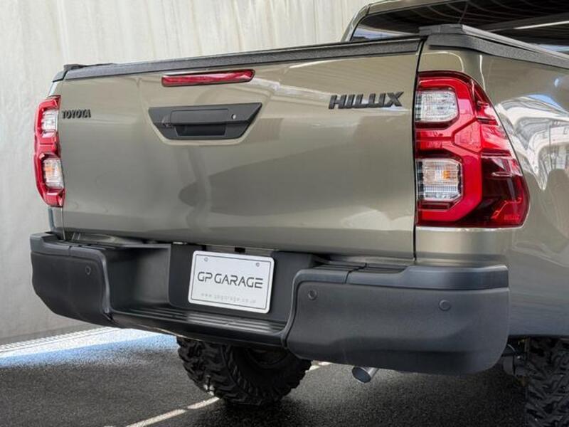 HILUX