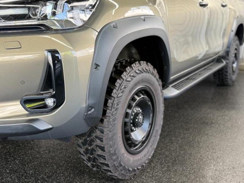 HILUX
