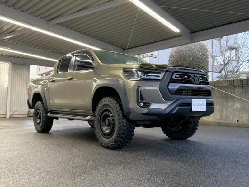 HILUX