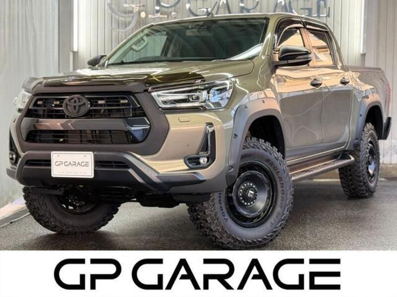 TOYOTA HILUX