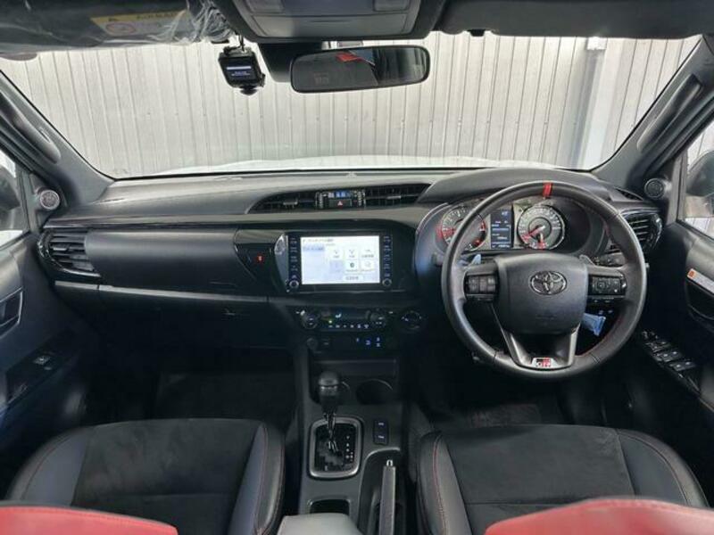 HILUX