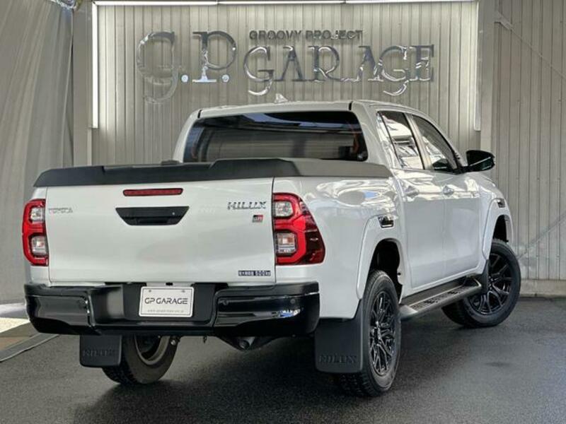 HILUX