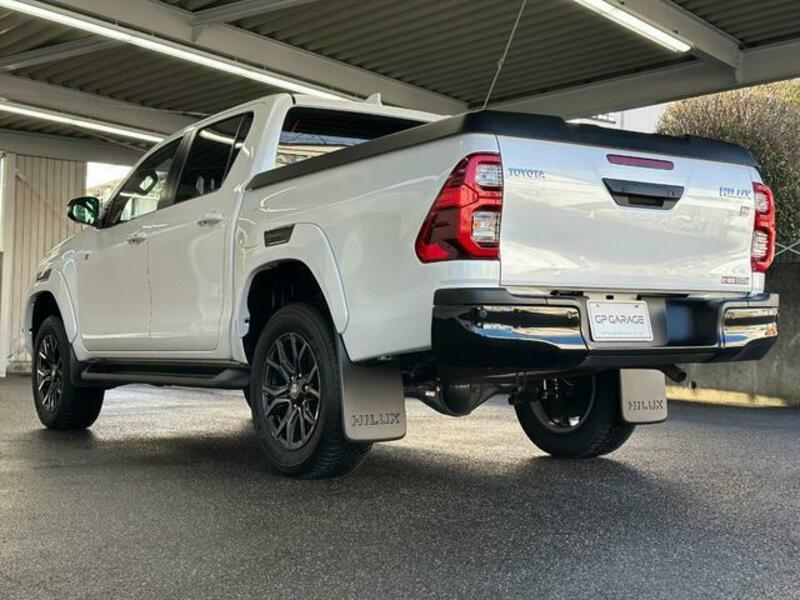 HILUX