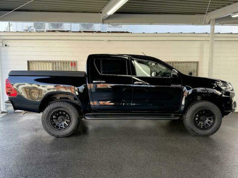 HILUX