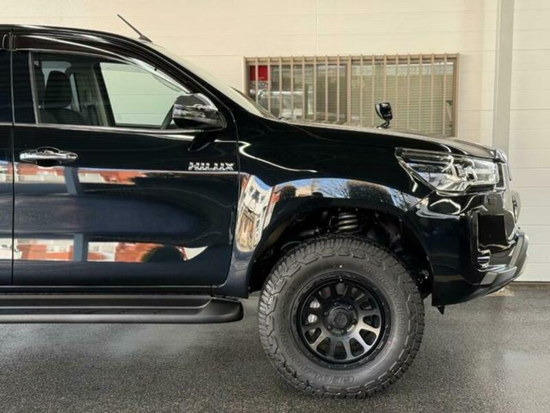 HILUX