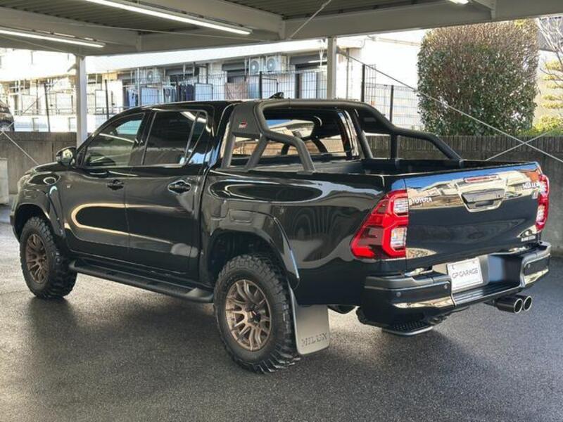 HILUX