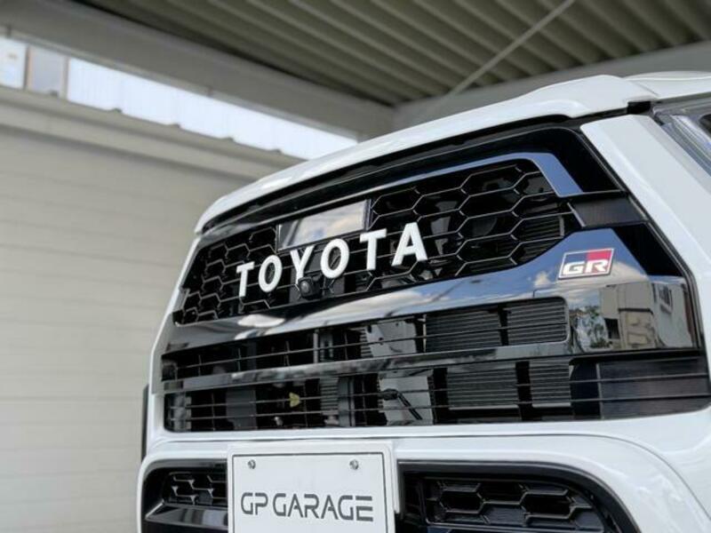 HILUX