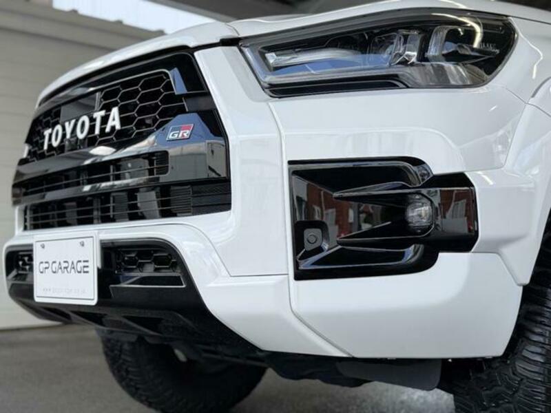 HILUX
