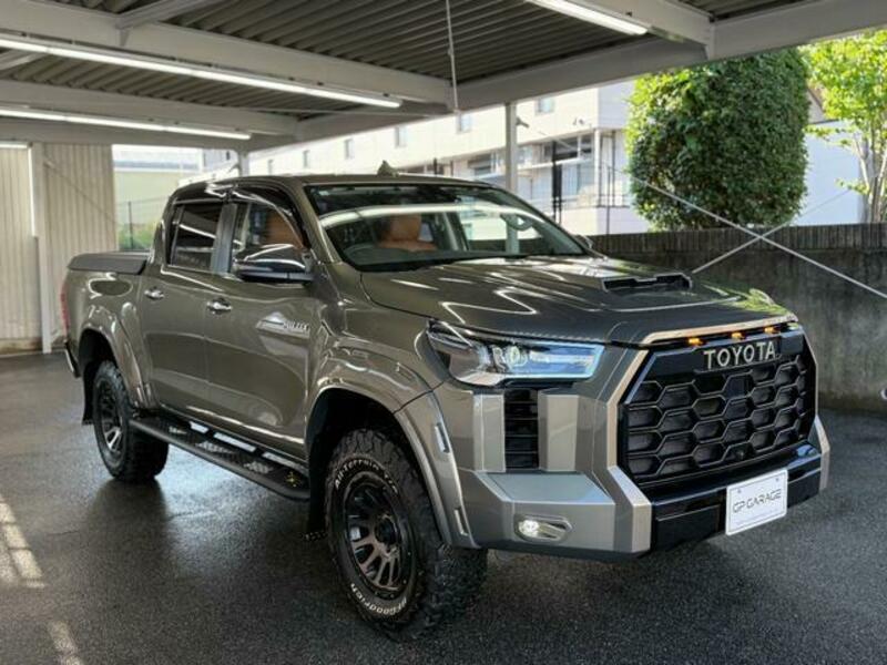 HILUX