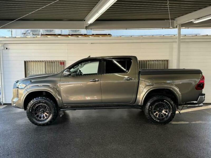 HILUX