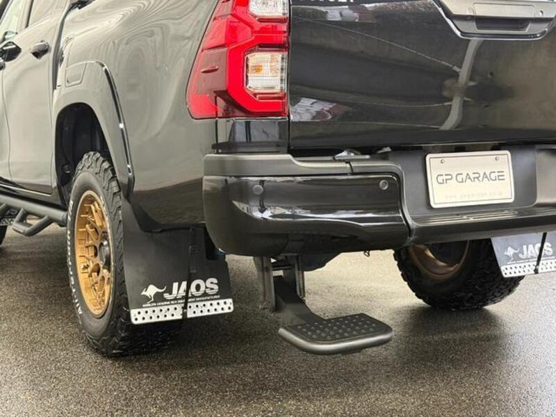 HILUX