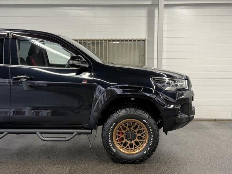 HILUX