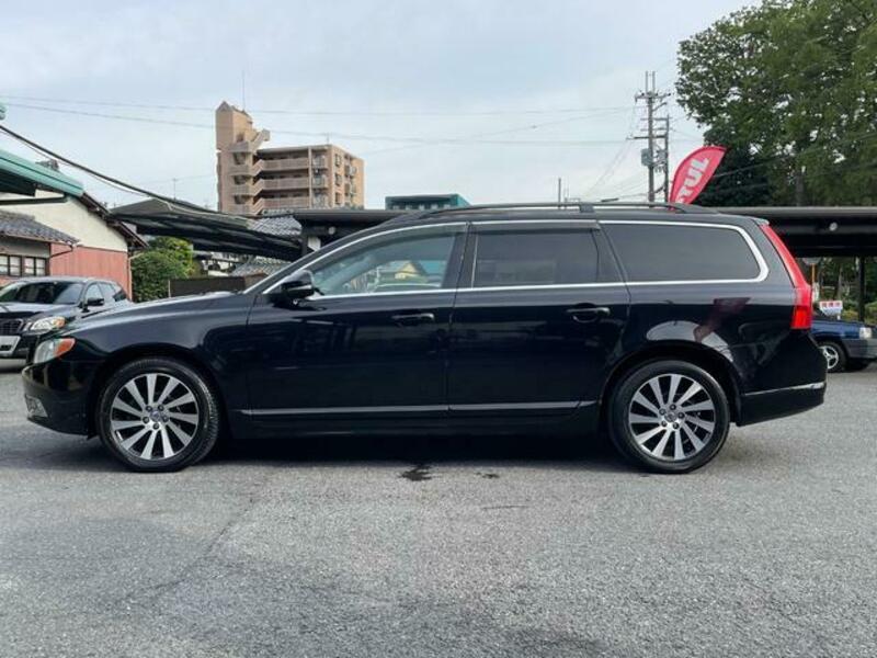 V70