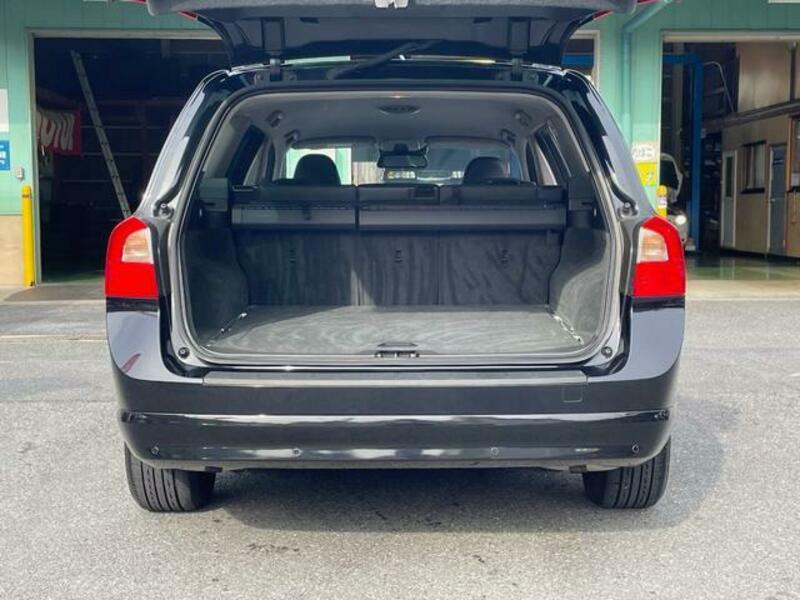 V70