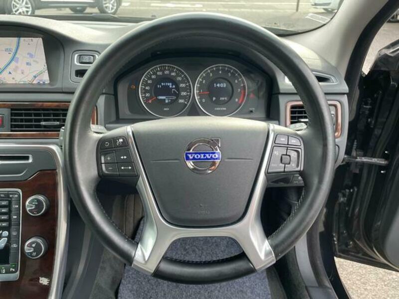 V70