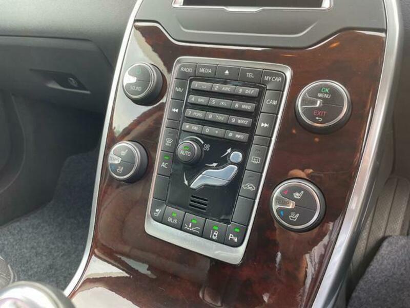 V70