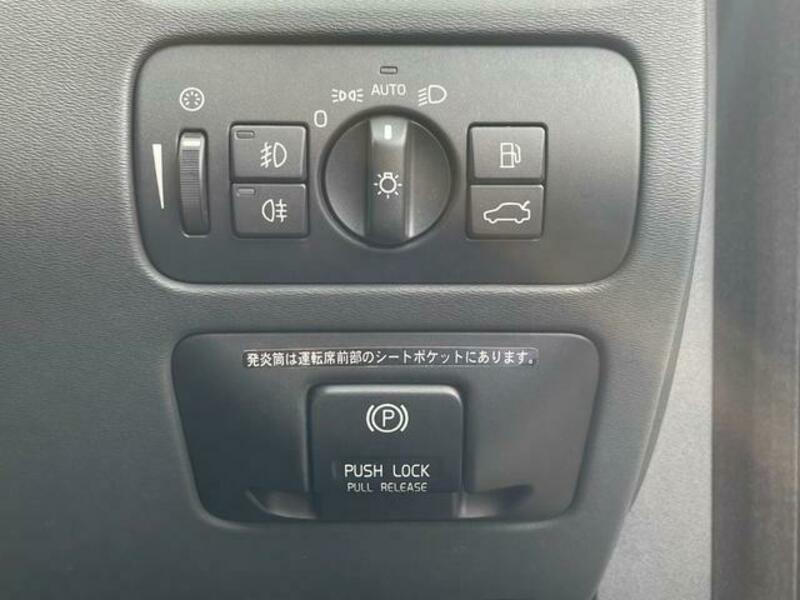 V70