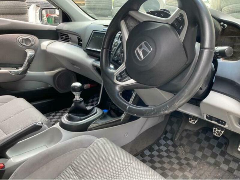 CR-Z