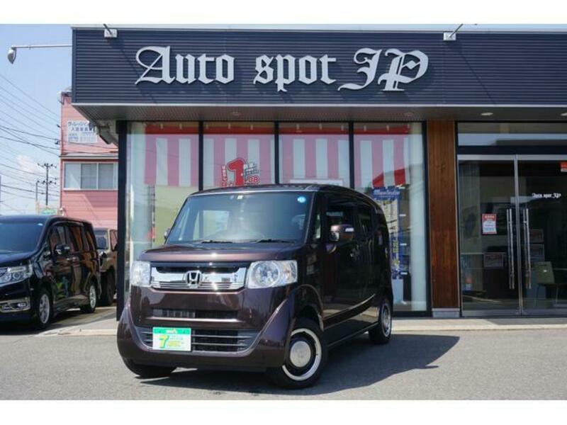HONDA N BOX SLASH
