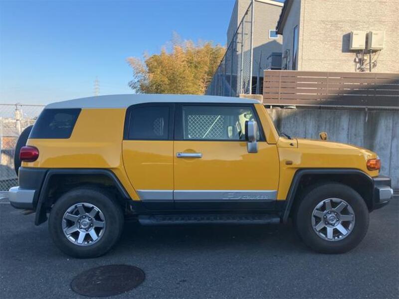 FJ CRUISER