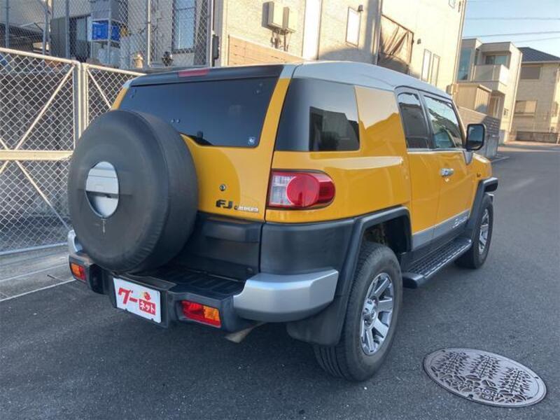 FJ CRUISER