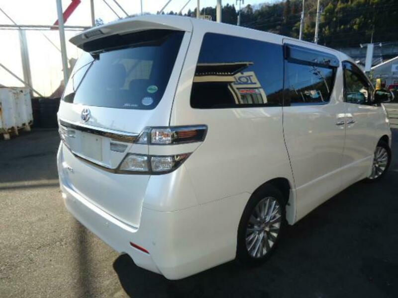 VELLFIRE