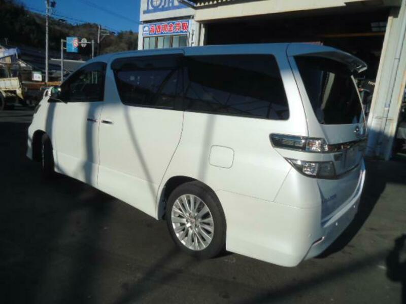 VELLFIRE