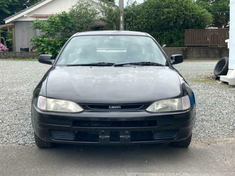 COROLLA LEVIN