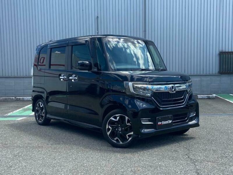 HONDA N BOX CUSTOM