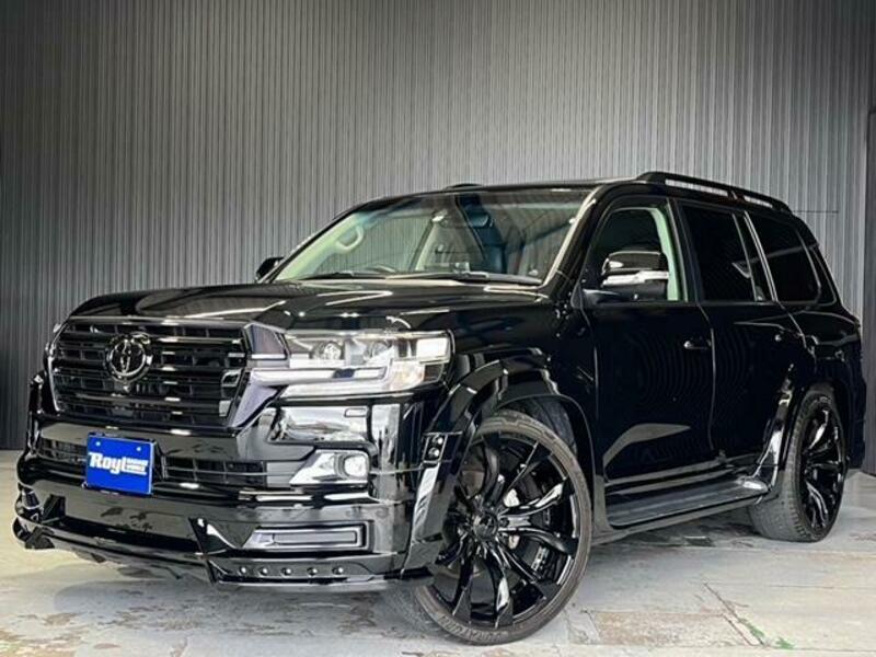 TOYOTA LAND CRUISER