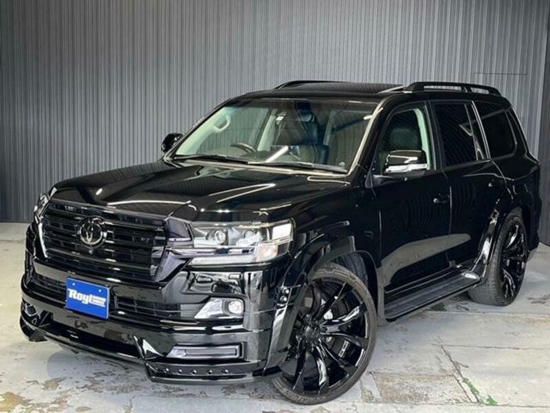 LAND CRUISER