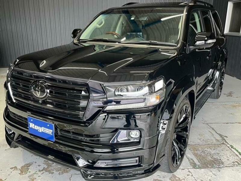 LAND CRUISER