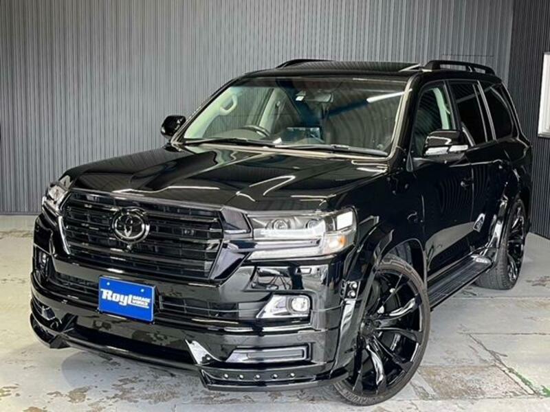 LAND CRUISER