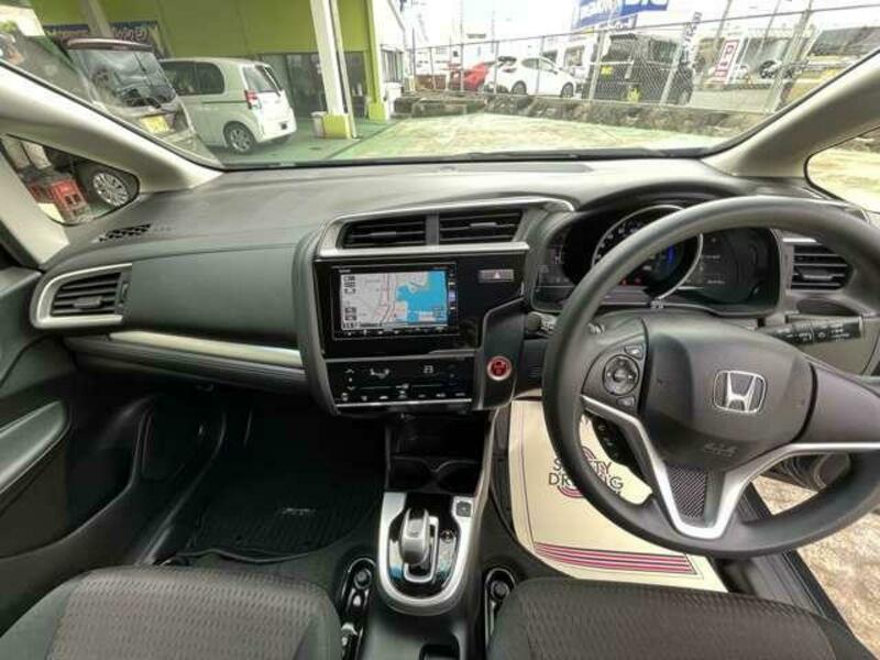 FIT HYBRID