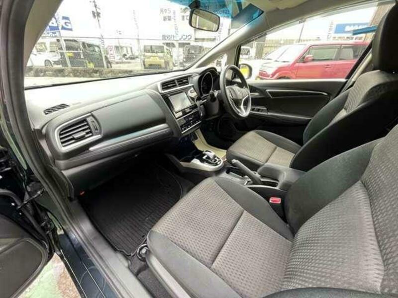 FIT HYBRID