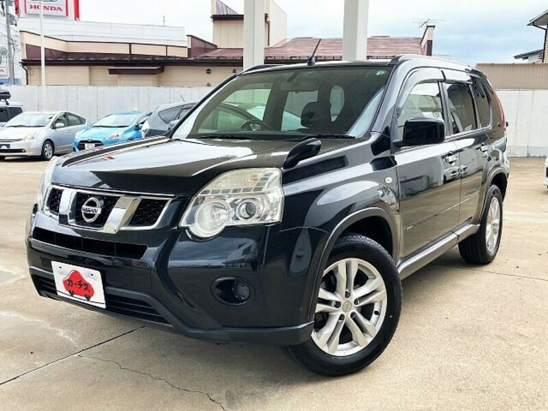 X-TRAIL-0