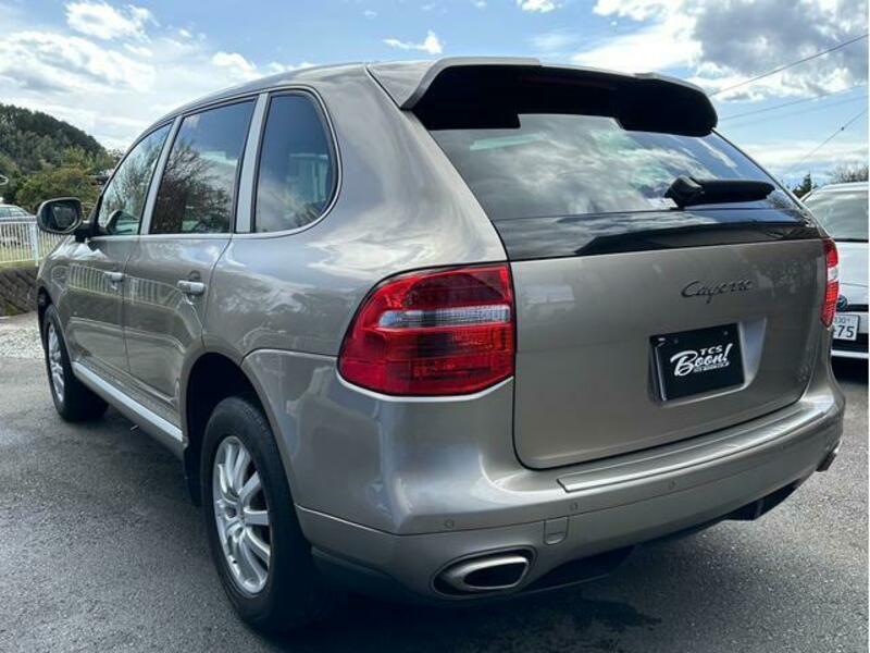 CAYENNE