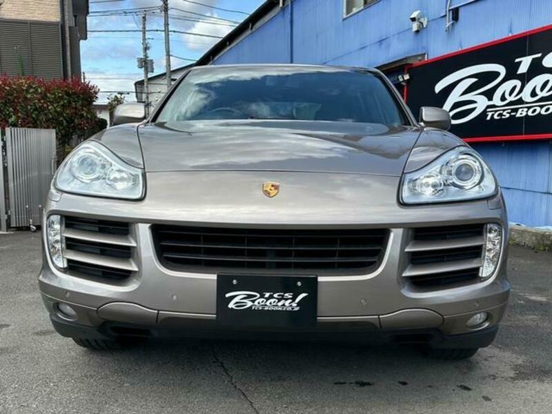 CAYENNE