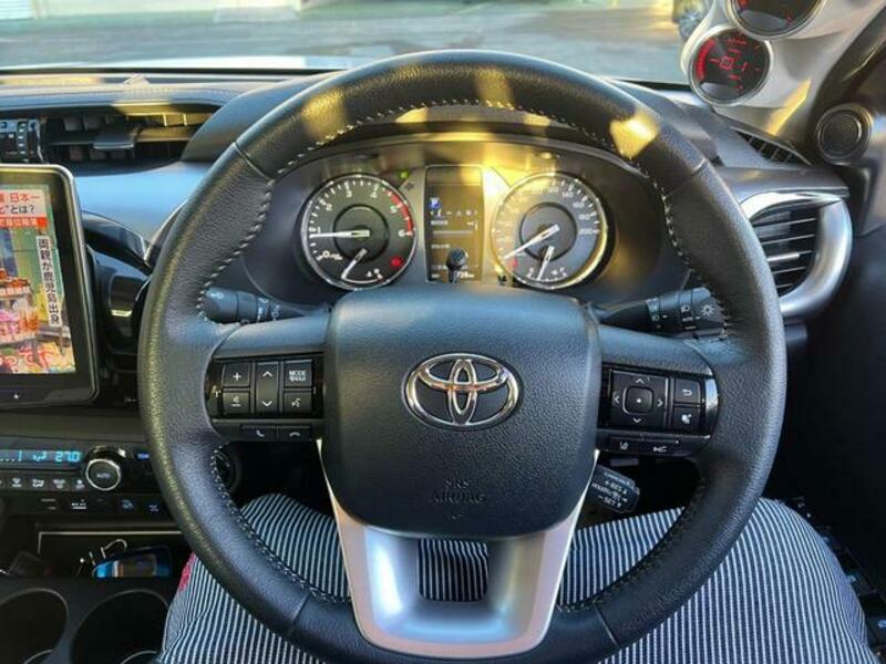 HILUX