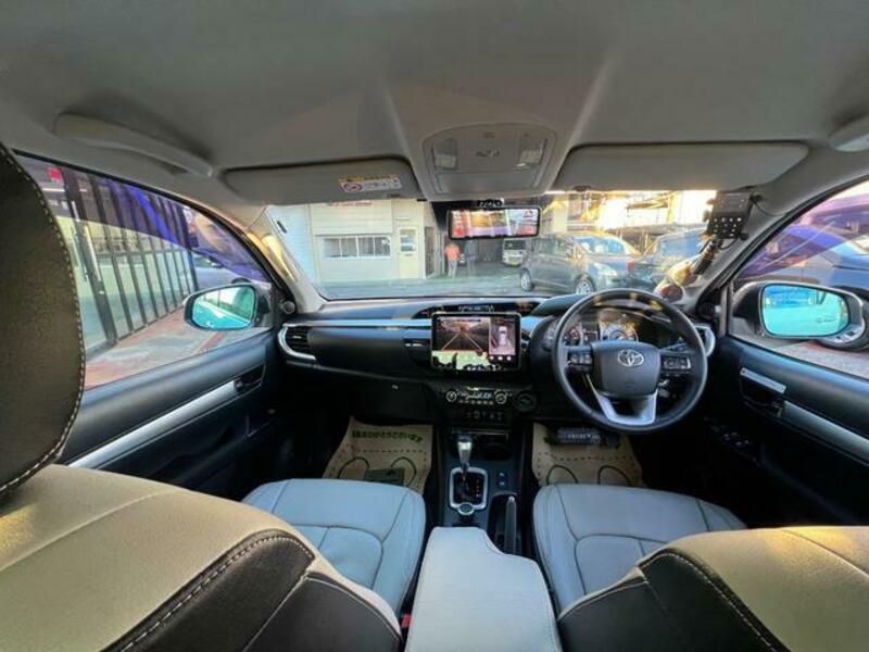 HILUX