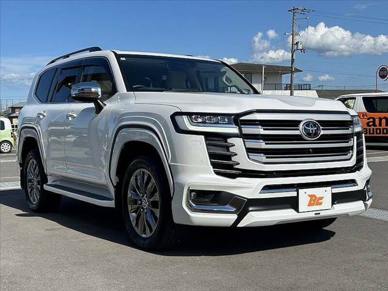LAND CRUISER